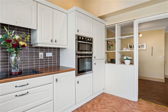 Photo 9 of 29 — 31 Donaghmede Road, Donaghmede, Dublin 13