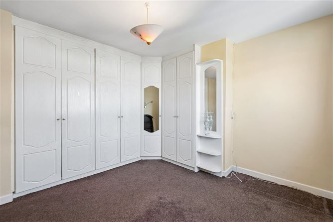 Photo 15 of 29 — 31 Donaghmede Road, Donaghmede, Dublin 13