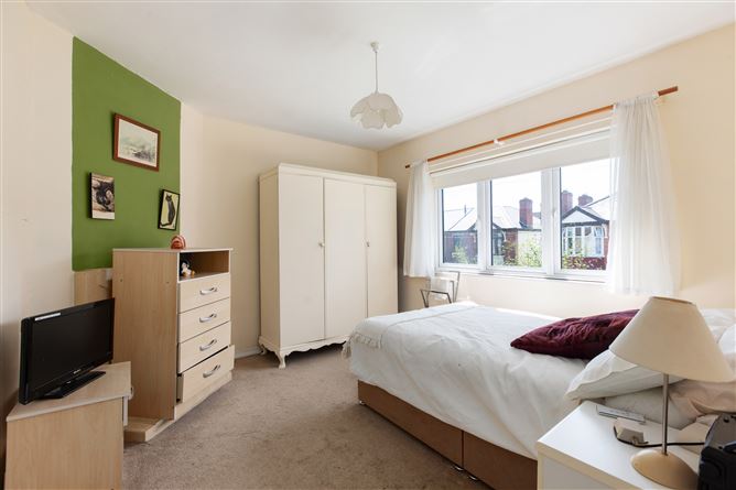 Photo 9 of 14 — 73 Wilfield Road, Sandymount, Dublin 4