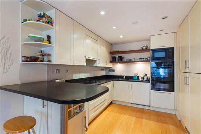 12 Huband Court, Percy Place, Dublin 4