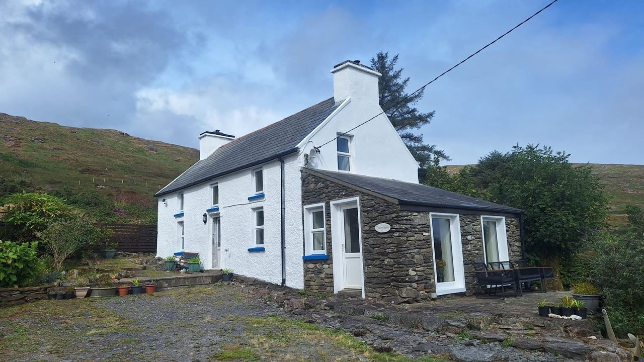 Coomfarna, Dunbeacon, Durrus,   West Cork