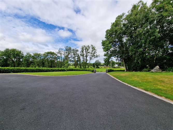 Tiermaclane, Ennis, Co. Clare