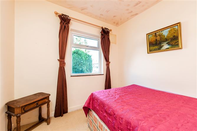 31 SHANOWEN DRIVE, Santry, Dublin 9