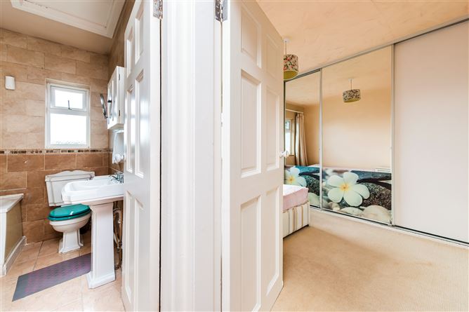 31 SHANOWEN DRIVE, Santry, Dublin 9