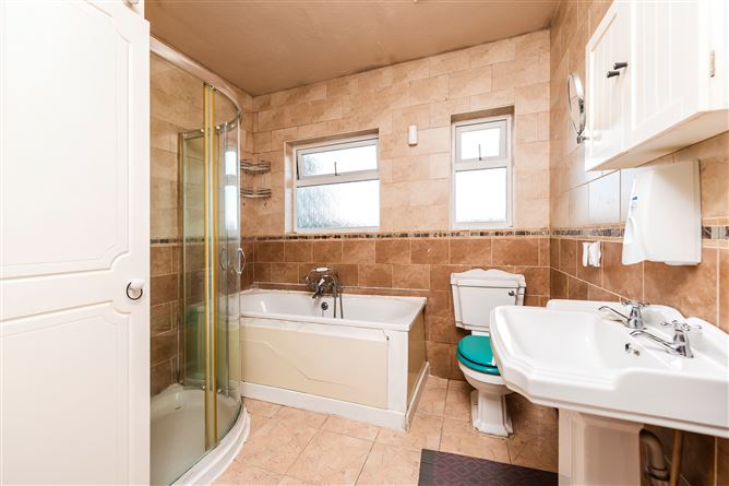 31 SHANOWEN DRIVE, Santry, Dublin 9