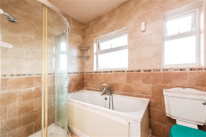 31 SHANOWEN DRIVE, Santry, Dublin 9