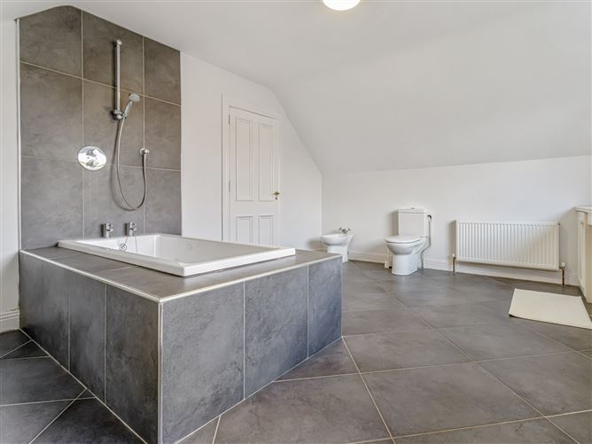 The Hawthorns, Mooretown, Hacklow, Kilcullen, Kildare