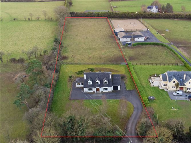 The Hawthorns, Mooretown, Hacklow, Kilcullen, Kildare