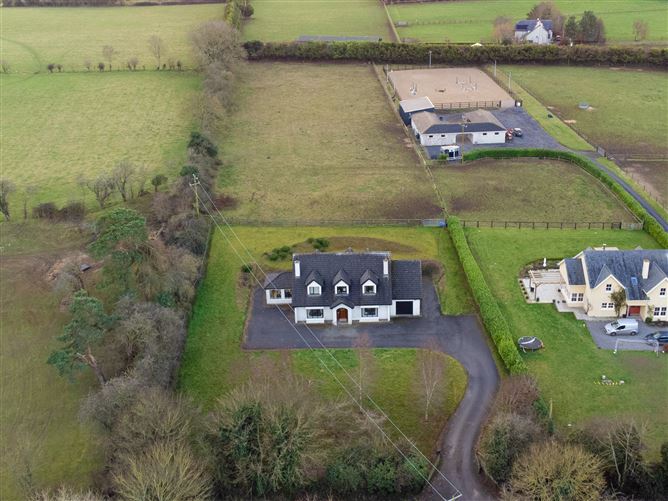The Hawthorns, Mooretown, Hacklow, Kilcullen, Kildare