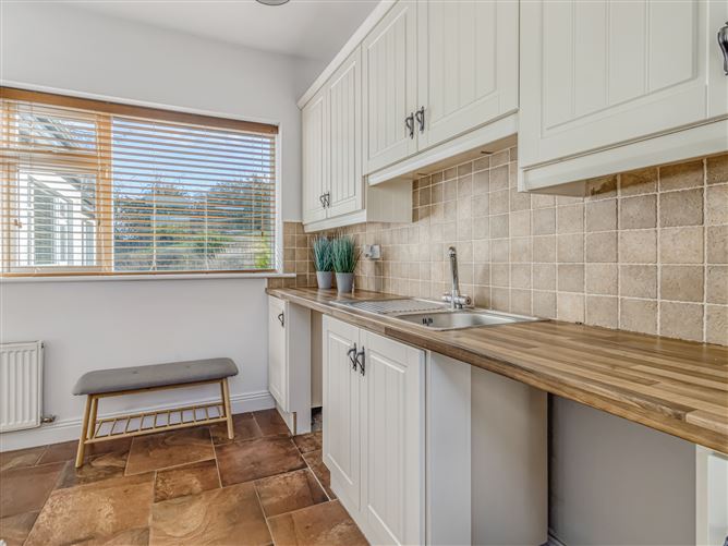 The Hawthorns, Mooretown, Hacklow, Kilcullen, Kildare