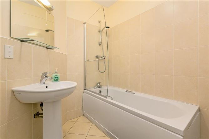 7 Ard Finn Crescent, Sligo City, Sligo