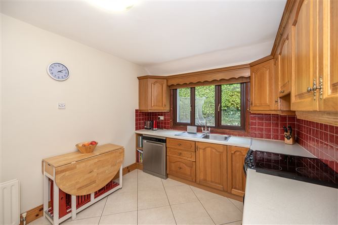 67 Rosewood, Ballincollig, Cork
