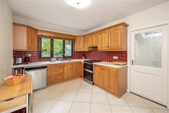 67 Rosewood, Ballincollig, Cork