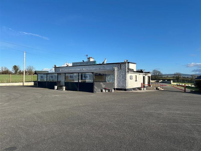 Glenview Lounge, Poultar, Ardfinnan, Tipperary