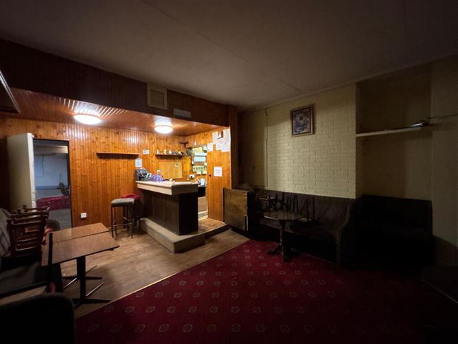 Glenview Lounge, Poultar, Ardfinnan, Tipperary