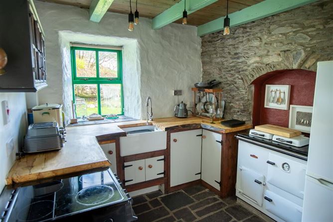 Scariff Cottage, Coomatloukane, Caherdaniel, Kerry