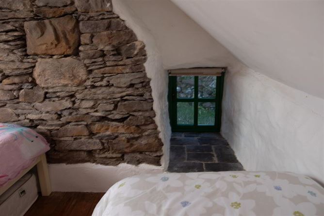 Scariff Cottage, Coomatloukane, Caherdaniel, Kerry
