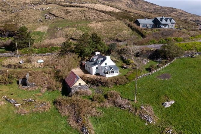 Scariff Cottage, Coomatloukane, Caherdaniel, Kerry