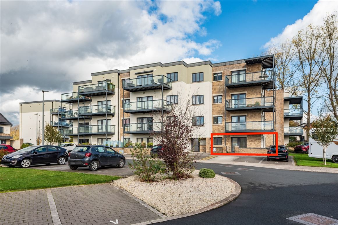 2 Roseview, The Orchard, Sallins Road, Naas, Co. Kildare