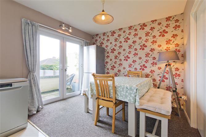 44 Kingston Grove, Ballinteer, Dublin 16