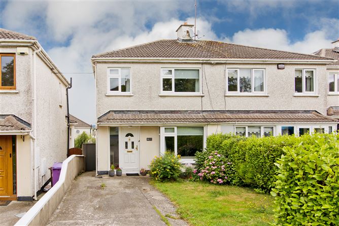 44 Kingston Grove, Ballinteer, Dublin 16