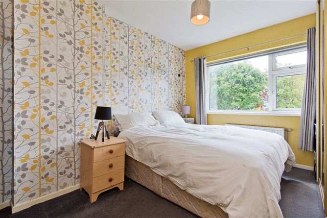 44 Kingston Grove, Ballinteer, Dublin 16