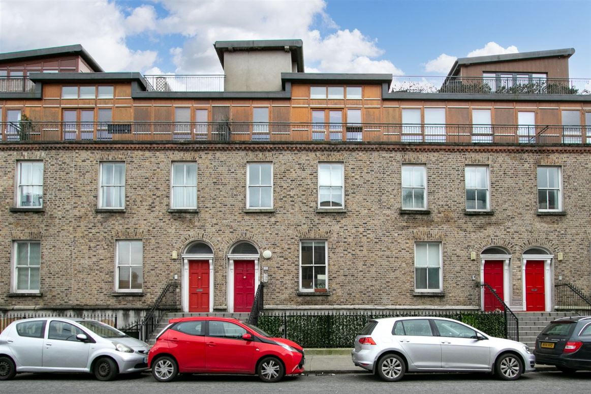 2 Hogan Square, Hogan Place, Dublin 2