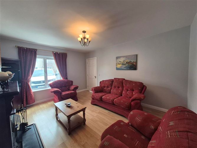40 Cois na hAbhainn, Ballygaddy Road, Tuam, Co. Galway