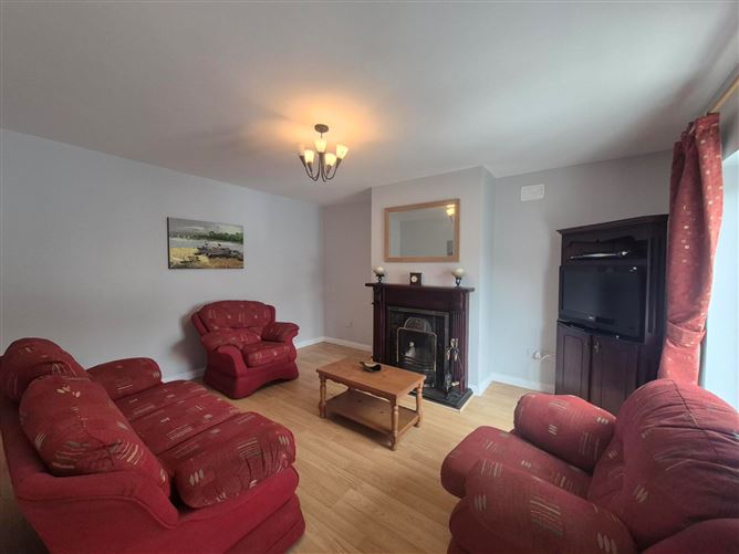 40 Cois na hAbhainn, Ballygaddy Road, Tuam, Co. Galway