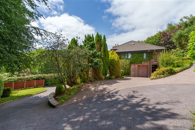 https://photos-a.propertyimages.ie/media/8/9/9/5007998/d7b1b5f3-b87e-46f2-b596-0eb3abe3b3df_l.jpg