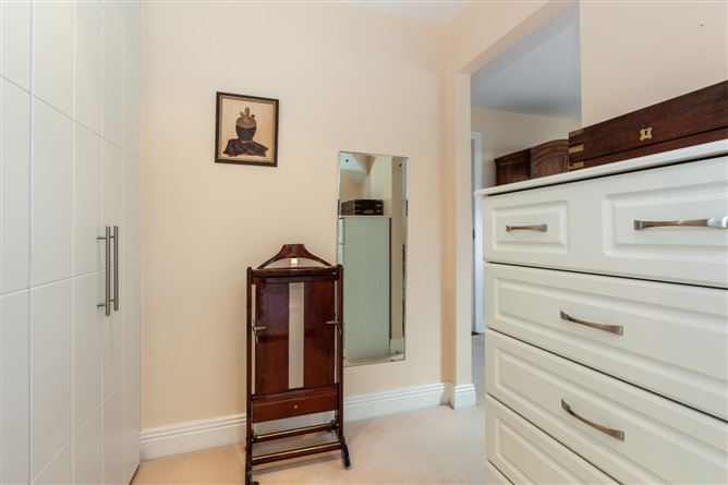 40 Corr Castle, Howth Road, Howth, Co. Dublin