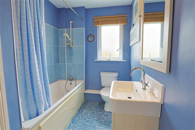 6 The Elm, Cruagh Wood, Enniskerry Road, Stepaside, Dublin 18