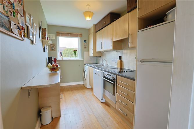 6 The Elm, Cruagh Wood, Enniskerry Road, Stepaside, Dublin 18