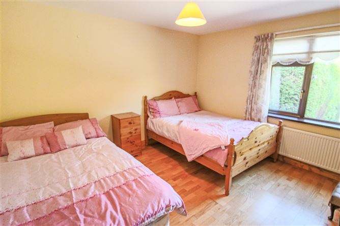 Carrick Road, Drumshanbo, Co. Leitrim