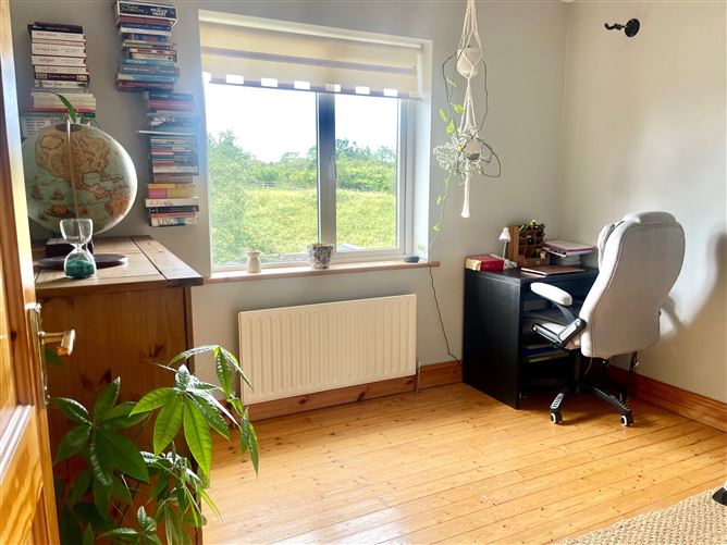 35 Bramble Lane, Limerick Road, Ennis, Clare