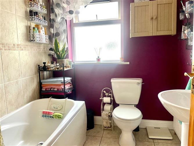 35 Bramble Lane, Limerick Road, Ennis, Clare