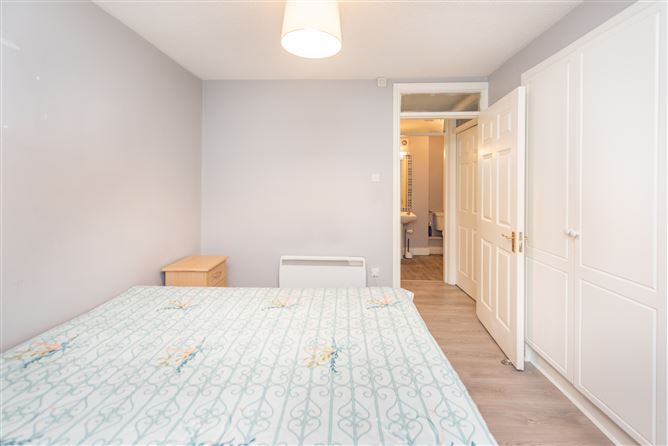 Apartment 18, Jim Nolan Suites, Adelphi Wharf Suites, Waterford City, Waterford