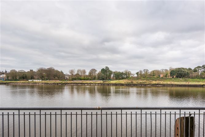 Apartment 18, Jim Nolan Suites, Adelphi Wharf Suites, Waterford City, Waterford