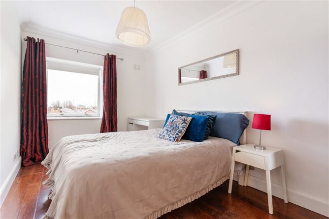 17 Serpentine House, Oakbury Court, Serpentine Avenue, Dublin 4