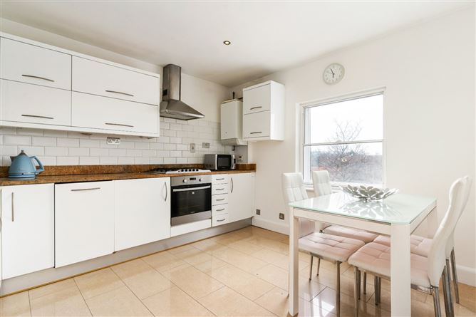 17 Serpentine House, Oakbury Court, Serpentine Avenue, Dublin 4