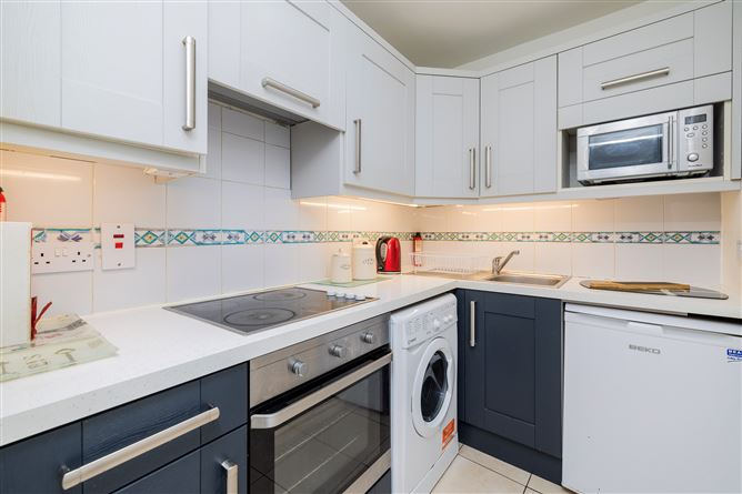 Apt 5 Clipper Court, North City Centre, Dublin 7