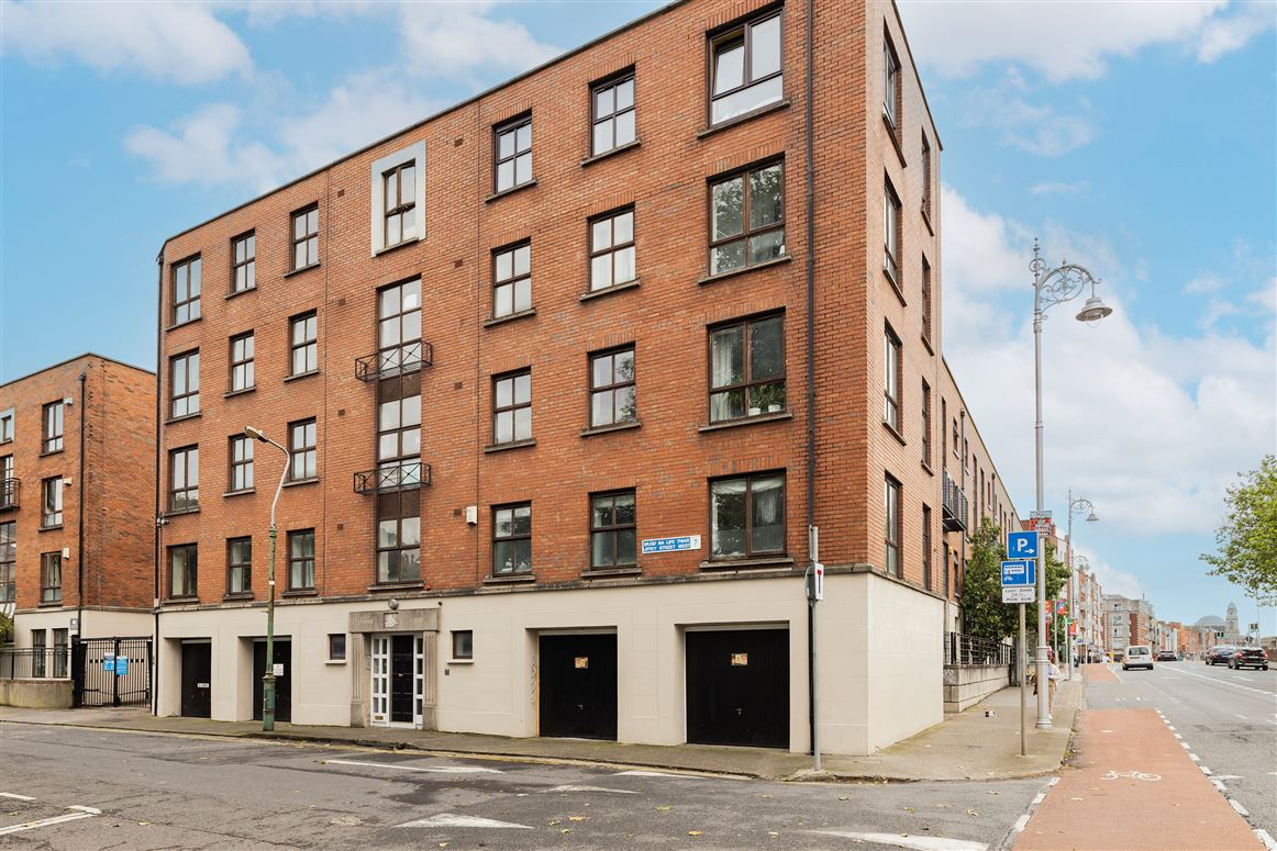 Apt 5 Clipper Court, North City Centre, Dublin 7