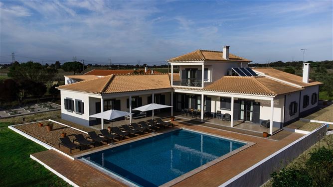 Majestic Escape,Cajados, Setubal, Portugal