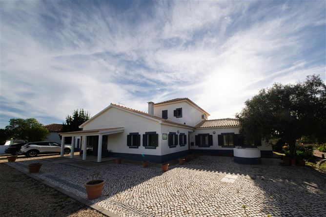 Majestic Escape,Cajados, Setubal, Portugal