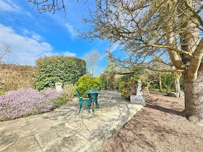 Knocknamana, Clarecastle, Ennis, Co. Clare