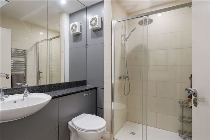 Apartment 4, 66/67, South Great George's Street, Dublin 2