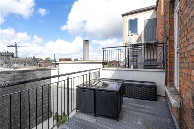 Apartment 4, 66/67, South Great George's Street, Dublin 2