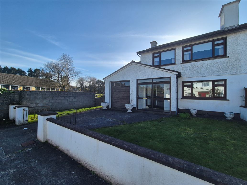 Cnoc Mhuire 16 The Glebe, Ballina, Mayo