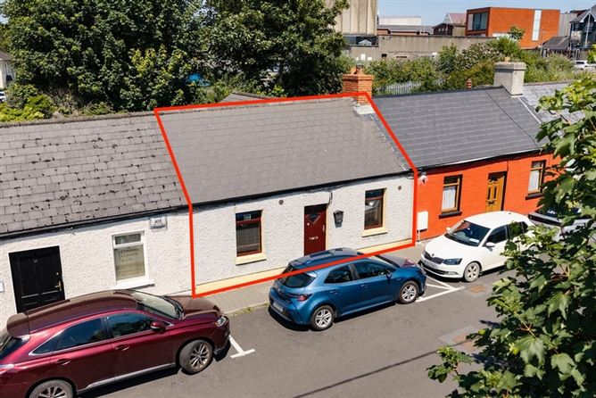 https://photos-a.propertyimages.ie/media/9/0/0/5015009/a0249433-3535-4c09-afad-8149d9fb2883_l.jpg