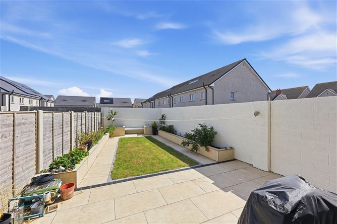 Photo 8 of 19 — 5 Beresford Drive, Donabate, Dublin
